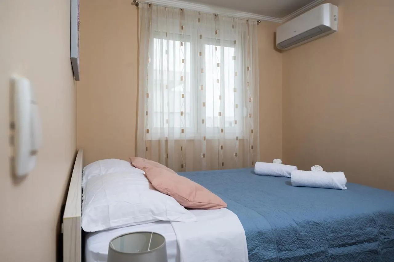 Blue Horizon Zara Apartment
