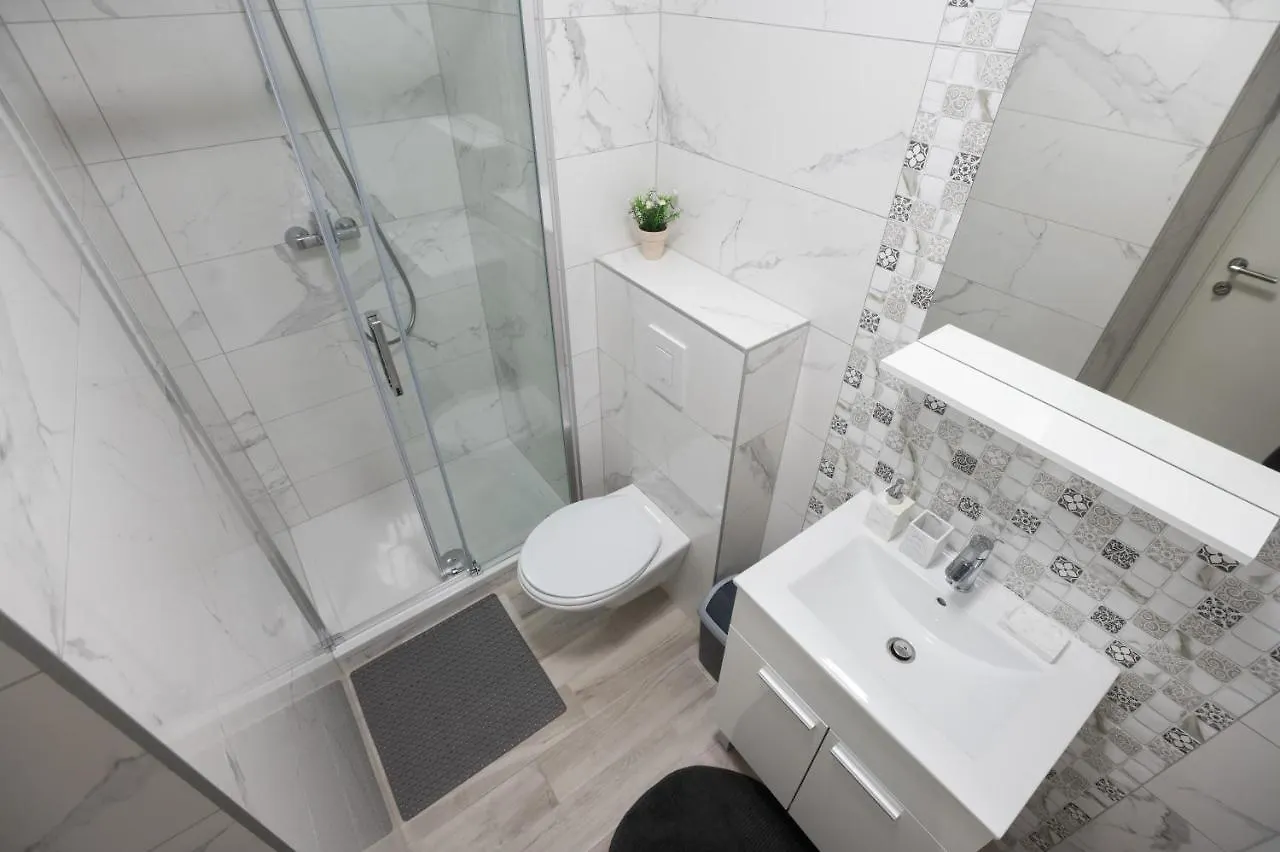 Blue Horizon Zara Apartment